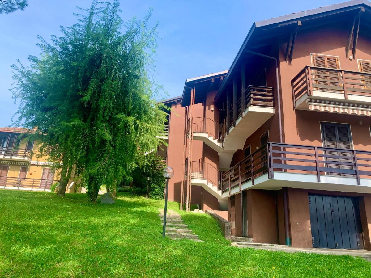 Green Apartment Albavilla Exterior foto